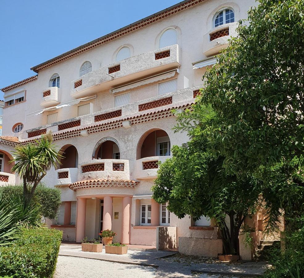 Studio Avec Grand Balcon- Residence De Caractere Бандоль Екстер'єр фото